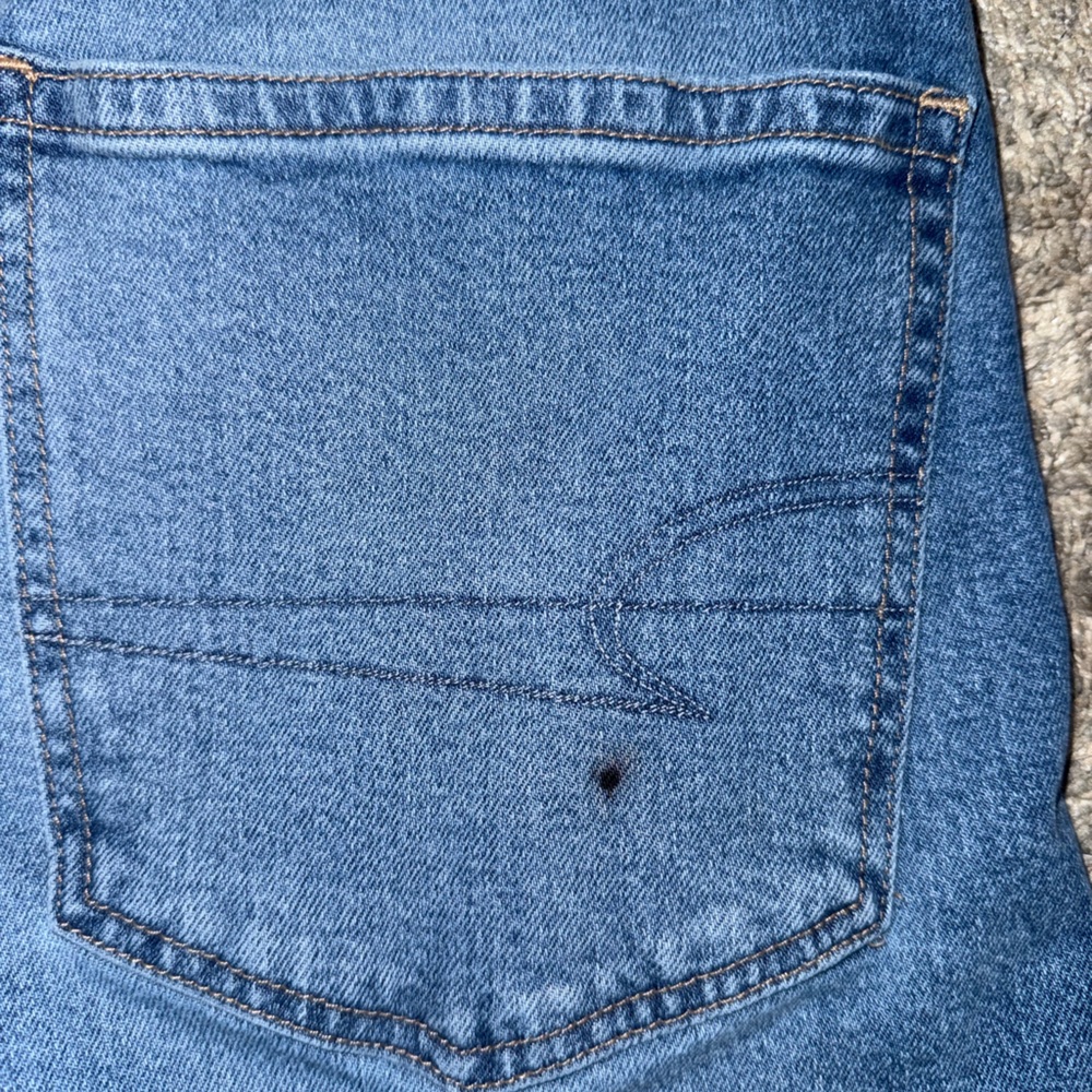 American Eagle Outfitters high waisted Jeans - Picture 5 of 5